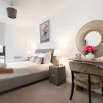 Apartman Zeni Ouse Court Beautiful 1 Bed Flat *