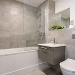Zeni Ouse Court Beautiful 1 Bed Flat