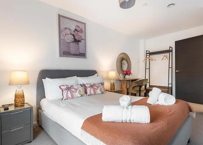 Zeni Ouse Court Beautiful 1 Bed Flat *